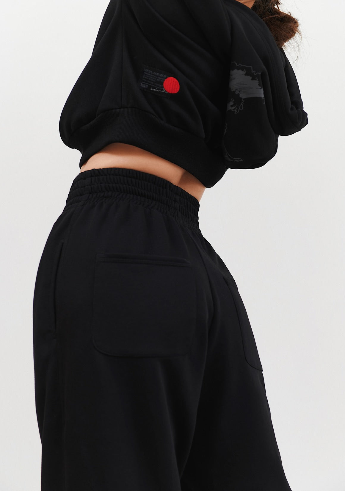 HOODIE TSUNAMI BLACK -20%