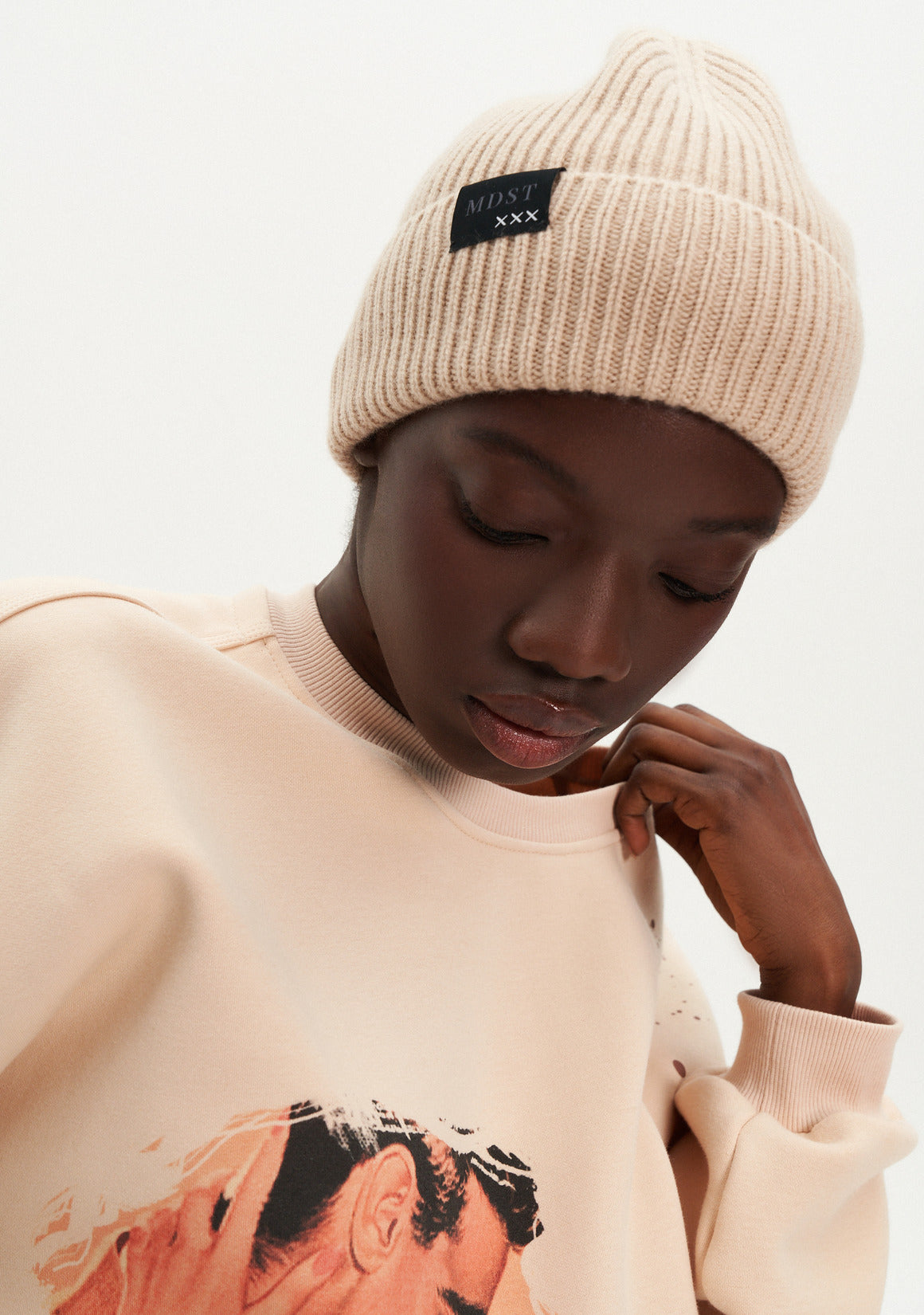 WARM TRAVEL HAT BEIGE