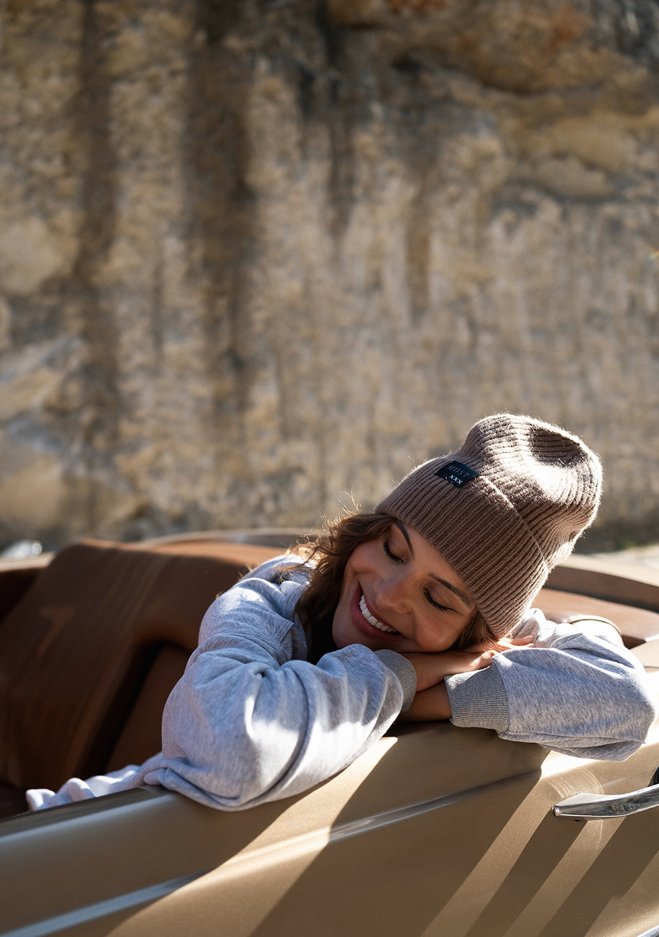 WARM TRAVEL HAT BROWN